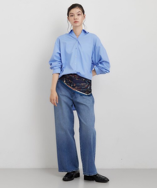 THE SHOP TK (ザ ショップ ティーケー )の「後ろ姿も着映える バックシャーリングシャツ(シャツ/ブラウス・レディース・グレー/ライトブルー/ネイビー系1・12/13)」の14枚目の写真