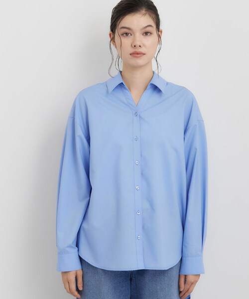 THE SHOP TK (ザ ショップ ティーケー )の「後ろ姿も着映える バックシャーリングシャツ(シャツ/ブラウス・レディース・グレー/ライトブルー/ネイビー系1・12/13)」の20枚目の写真