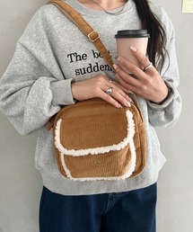 Lee.ボア ポケット コーデュロイ スクエア ミニショルダーバッグ.レディース.軽量.コンパクト.マチあり.収納.秋冬