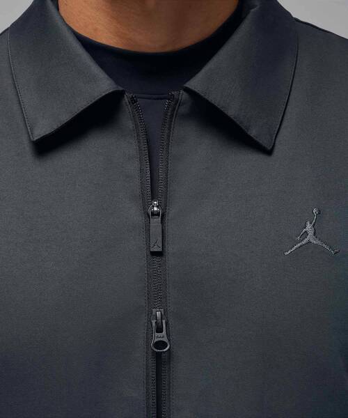 JORDAN BRAND(ジョーダンブランド)の「ジョーダン メンズ ゴルフジャケット / Jordan Men's Golf Jacket HQ8681-010 Black(ブルゾン・メンズ・ブラック・2XL/M/XL/S/L)」の5枚目の写真