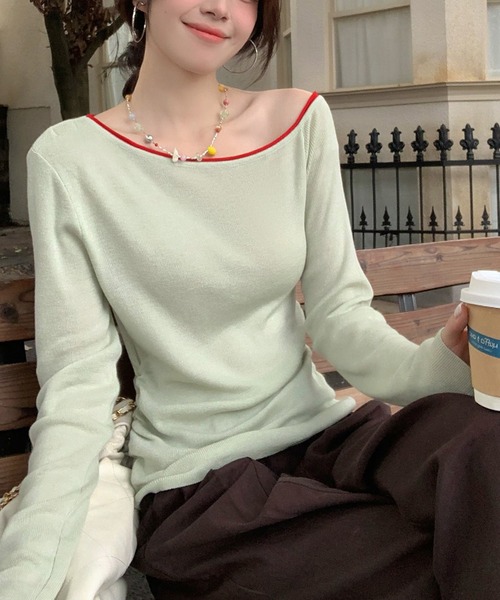 shyam inspiration(シャムインスピレーション)の「バイカラーオフショルニットトップス(Tシャツ/カットソー・レディース・ホワイト/ブラック/ミント/ブラウン・F)」の1枚目の写真