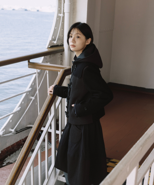 OHESHIO（オヘシオ）の「PADDED BANDING POCKET SKIRT, BLACK（スカート・レディース・その他・FREE）」の6枚目の写真