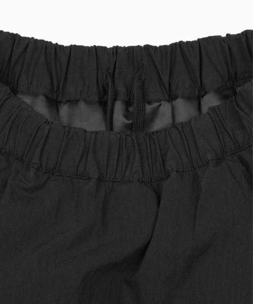 OHESHIO（オヘシオ）の「PADDED BANDING POCKET SKIRT, BLACK（スカート・レディース・その他・FREE）」の11枚目の写真