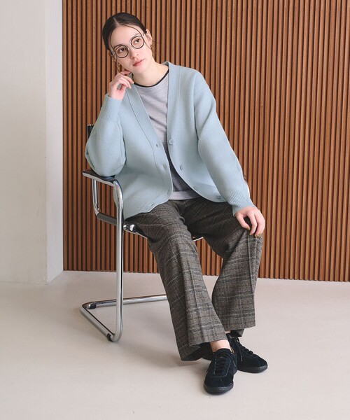 BEAUTY&YOUTH UNITED ARROWS(ビューティーアンドユースユナイテッドアローズ)の「【WEB限定 Wardrobe DAILY MINIMAL】ブークレ Vネック ニットカーディガン(カーディガン/ボレロ・レディース・ブラック/ライトブルー/ベージュ・FREE)」の17枚目の写真