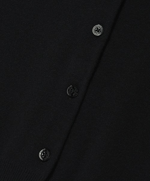 Wacky WiLLy(ワッキーウィリー)の「WOMEN'S BASIC ROUND NECK CARDIGAN(カーディガン/ボレロ・レディース・ブラック/グレー/オリーブ/クリーム・SMALL/MEDIUM/LARGE)」の10枚目の写真