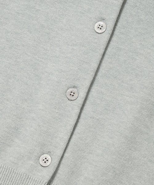Wacky WiLLy(ワッキーウィリー)の「WOMEN'S BASIC ROUND NECK CARDIGAN(カーディガン/ボレロ・レディース・ブラック/グレー/オリーブ/クリーム・SMALL/MEDIUM/LARGE)」の16枚目の写真