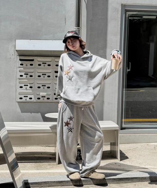 AMOU（アモウ）の「Mix Star Applique Hoodie GRAY（パーカー・レディース・その他・1/2）」の15枚目の写真