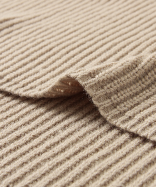 URBAN RESEARCH(アーバンリサーチ)の「UR ボトルネックニット(ニット/セーター・レディース・オフホワイト/カーキ/ベージュ・FREE)」の14枚目の写真