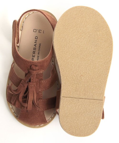 Ampersand（アンパサンド）の「ベビータッセル付きサンダル（サンダル・キッズ・オフホワイト/ブラック/ブラウン・13.5/15 /13/14/14.5）」の10枚目の写真