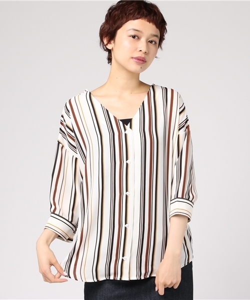 VENCEEXCHANGE（ヴァンスエクスチェンジ）の「マルチストライプ両Vブラウス           （シャツ/ブラウス・レディース・グリーン/ブラウン/スカイブルー・MEDIUM）」の2枚目の写真