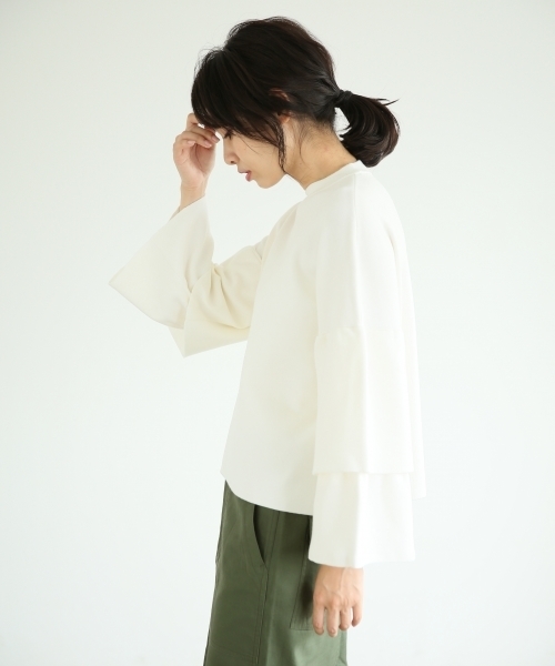 A part by（アパートバイ）の「12GCソデフリルクルーネックニットLS　764426 （ニット/セーター・レディース・オレンジ/ブラック/ホワイト/グレー/オレンジ系その他・FREE）」の7枚目の写真