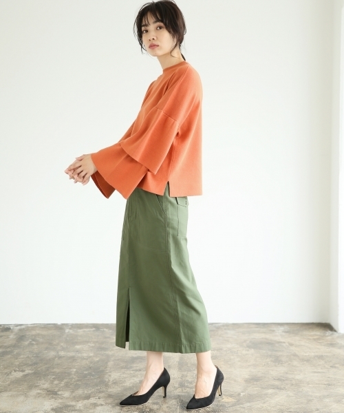 A part by（アパートバイ）の「12GCソデフリルクルーネックニットLS　764426 （ニット/セーター・レディース・オレンジ/ブラック/ホワイト/グレー/オレンジ系その他・FREE）」の14枚目の写真