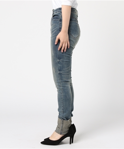 WEGO（ウィゴー）の「DISPARK/折り返しスキニーデニム（デニムパンツ・レディース・インディゴブルー/ダークインディゴブルー/ブラック・LARGE/MEDIUM）」の4枚目の写真