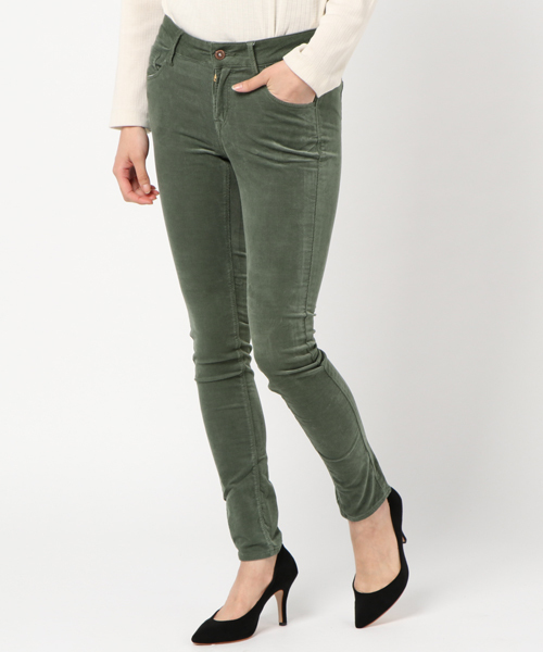 earth music&ecology（アースミュージックアンドエコロジー）の「コーデュロイスキスキスキニー（その他パンツ・レディース・チャコールグレー/ベージュ/ブラック/カーキ/ネイビー/キャメル・L/M/S/XXS/XS）」の4枚目の写真