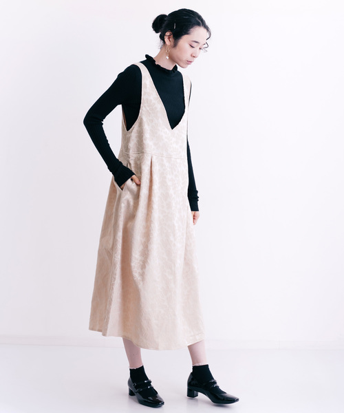 merlot plus（メルロープリュス）の「フラワージャガードノースリワンピース7243（ワンピース・レディース・ブラック/ネイビー/ベージュ・FREE）」の13枚目の写真