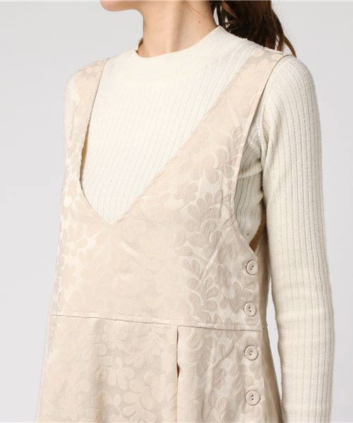 merlot plus（メルロープリュス）の「フラワージャガードノースリワンピース7243（ワンピース・レディース・ブラック/ネイビー/ベージュ・FREE）」の7枚目の写真