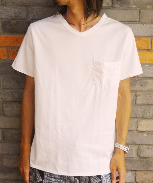 CIAOPANIC（チャオパニック）の「【Ciaopanic】製品染VポケT（Tシャツ/カットソー・メンズ・レモンイエロー/サックスブルー/ブルー/グリーン/ピンク/レッド/ネイビー/ホワイト/ブラック/マスタード/グレー/ブラウン・SMALL/MEDIUM/LARGE/X-LARGE）」の3枚目の写真