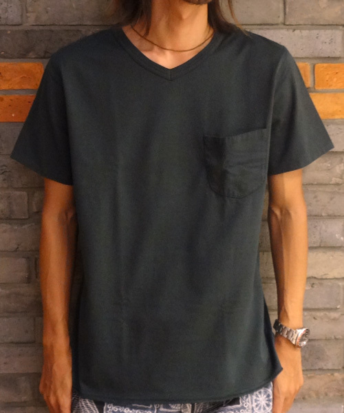 CIAOPANIC（チャオパニック）の「【Ciaopanic】製品染VポケT（Tシャツ/カットソー・メンズ・レモンイエロー/サックスブルー/ブルー/グリーン/ピンク/レッド/ネイビー/ホワイト/ブラック/マスタード/グレー/ブラウン・SMALL/MEDIUM/LARGE/X-LARGE）」の7枚目の写真