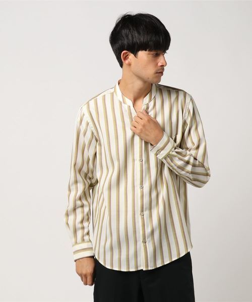 UNITED TOKYO(ユナイテッドトウキョウ)の「柄Vネックロングスリーブシャツ(シャツ/ブラウス・メンズ・オフホワイト/サックスブルー/バーガンディー・1/2/3)」の7枚目の写真