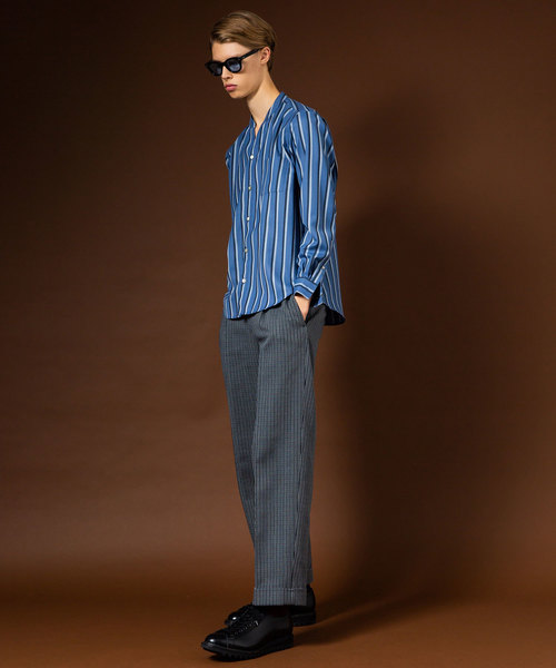 UNITED TOKYO(ユナイテッドトウキョウ)の「柄Vネックロングスリーブシャツ(シャツ/ブラウス・メンズ・オフホワイト/サックスブルー/バーガンディー・1/2/3)」の12枚目の写真