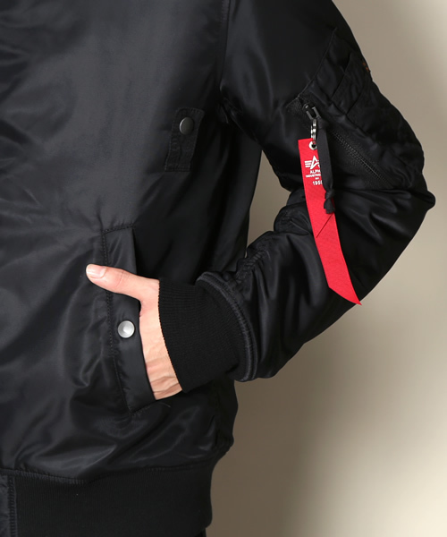 And A(アンドエー)の「MA-1 RIDERS (ALPHA)(ミリタリージャケット・メンズ・ブラック/オリーブ/ネイビー・SMALL/MEDIUM)」の10枚目の写真