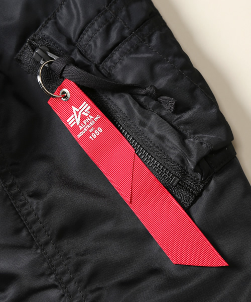 And A(アンドエー)の「MA-1 RIDERS (ALPHA)(ミリタリージャケット・メンズ・ブラック/オリーブ/ネイビー・SMALL/MEDIUM)」の11枚目の写真