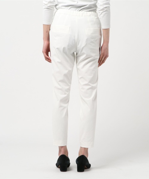 qualite（カリテ）の「2WAYストレッチタックパンツ（その他パンツ・レディース・ブラック/オフホワイト/サックスブルー/ベージュ/モカ/ライトグレー・40/38/36/34/32/42）」の20枚目の写真