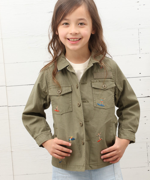 BAYFLOW（ベイフロー）の「[KIDS]シシュウミリタリーシャツ（シャツ/ブラウス・キッズ・カーキ・MEDIUM/X-LARGE/LARGE/XX-LARGE/SMALL）」の6枚目の写真