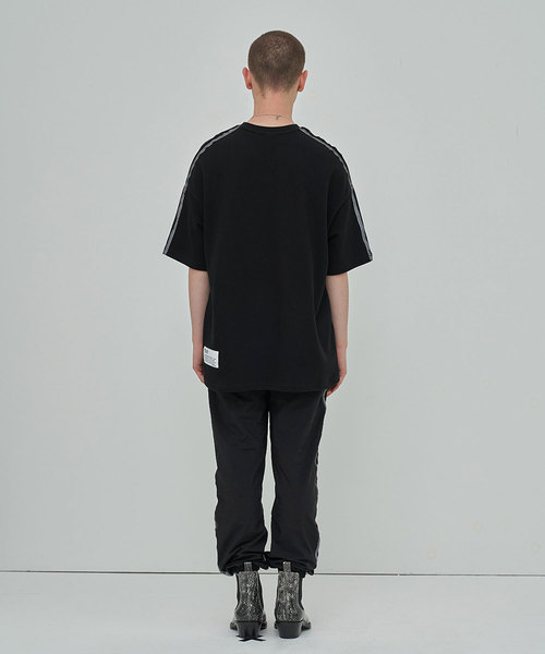 OY（オーワイ）の「リフレクライン半袖Tシャツ/カットソー（Tシャツ/カットソー・メンズ・ホワイト/ブラック/ライトイエロー・FREE）」の11枚目の写真