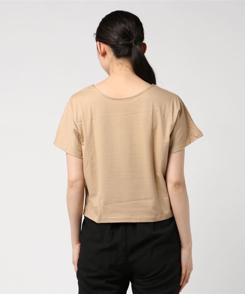 titivate(ティティベイト)の「ロゴプリントTシャツ(Tシャツ/カットソー・レディース・ライトベージュ/チャコール/オフホワイト/ライトカーキ・S/M)」の6枚目の写真