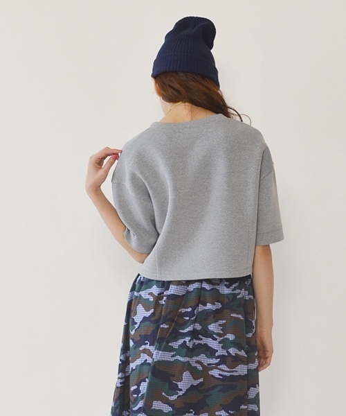 Khaju（カージュ）の「Khaju: クロップ5スリーブプルオーバー□（スウェット・レディース・オフホワイト/グレー・ONE SIZE）」の6枚目の写真