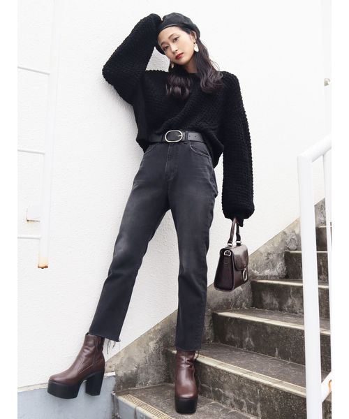 EMODA(エモダ)の「ボリュームハイヒールブーツ(ブーツ・レディース・ブラック/ブラウン・SMALL/MEDIUM/LARGE)」の3枚目の写真