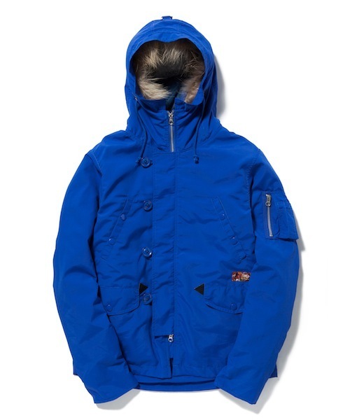 rehacer(レアセル)の「Fly N-3B Liner Jacket(ミリタリージャケット・メンズ・ブラック/ブルー/イエロー・LARGE/MEDIUM/SMALL)」の8枚目の写真