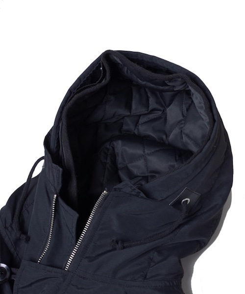 rehacer(レアセル)の「Fly N-3B Liner Jacket(ミリタリージャケット・メンズ・ブラック/ブルー/イエロー・LARGE/MEDIUM/SMALL)」の7枚目の写真