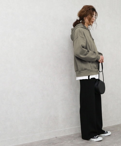 reca（レカ）の「裏起毛パーカー（パーカー・レディース・ホワイト系その他/ブラウン/ラベンダー/カーキ・FREE）」の6枚目の写真