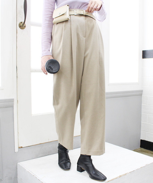【セール】tuckワイドパンツ（その他パンツ）｜MODE ROBE（モードローブ）