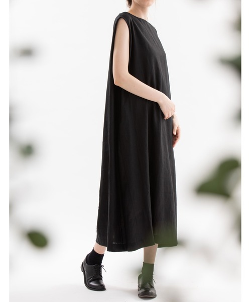 nop de nod(ノップドゥノッド)の「リネンタックショルダーノースリロングワンピース(ワンピース・レディース・ブラック/グリーン/モカ・3)」の21枚目の写真