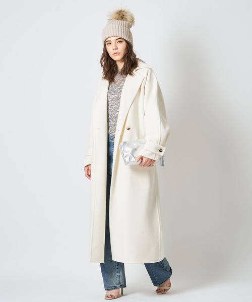 新品未使用Whim Gazetteホワイト ボリュームロングリバーコート Whim Gazette（ウィムガゼット）の「ボリュームロングリバーコート