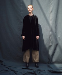 nesessaire anatelier パールボタン バックプリーツ コート nesessaire anatelier パールボタン バックプリーツ コート