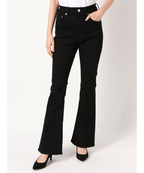 EVRIS(エヴリス)の「フレアデニムパンツ(デニムパンツ・レディース・ブラック/インディゴブルー・SMALL/MEDIUM)」の2枚目の写真