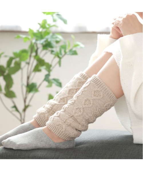 GUNZE（グンゼ）の「【UCHI-COLLE】ウルトラヒート　裏ボア内側マシュマロタッチ　レッグウォーマー(ユニセックス）（レッグウォーマー・レディース・ダークブラウン/ネイビー/杢グレー/レッド/ベージュ/エンジ/ダークグレー・FREE）」の5枚目の写真