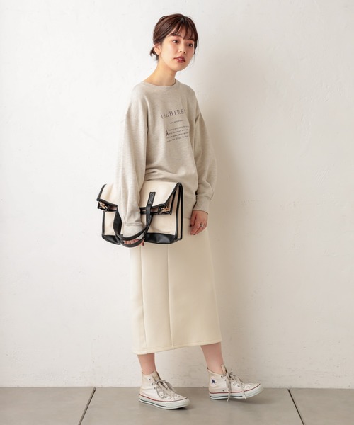 natural couture（ナチュラルクチュール）の「サイドスリットゆるっと裏毛プルオーバー（スウェット・レディース・グレー/カーキ/アイボリー/スミクロ・FREE）」の18枚目の写真