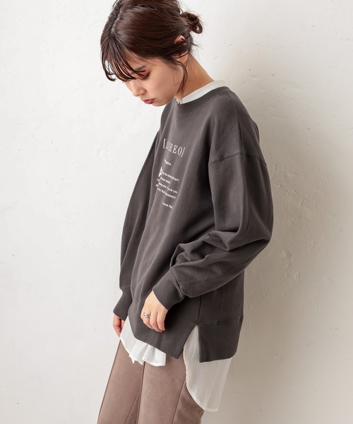 natural couture（ナチュラルクチュール）の「サイドスリットゆるっと裏毛プルオーバー（スウェット・レディース・グレー/カーキ/アイボリー/スミクロ・FREE）」の10枚目の写真