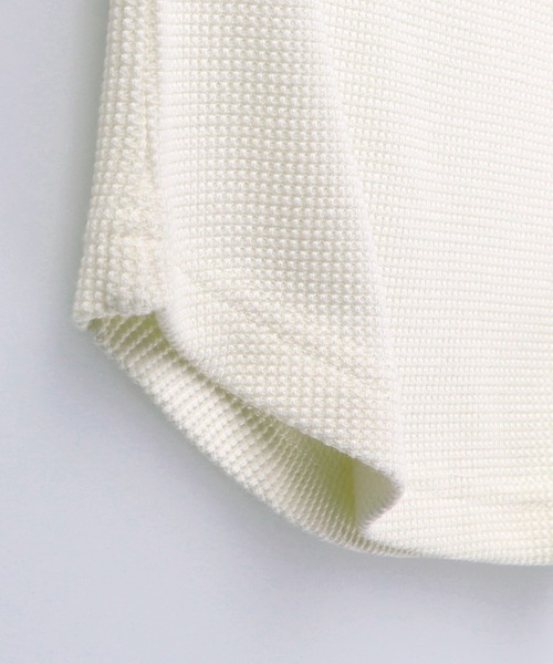 BRANSHES(ブランシェス)の「【抗菌】ワッフル長袖Tシャツ(Tシャツ/カットソー・キッズ・チャコールグレー/ベージュ/ライトグリーン/アイボリー・90cm/110cm/100cm/120cm/130cm/140cm/150cm)」の11枚目の写真