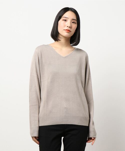 KOBE LETTUCE(コウベレタス)の「カシミヤタッチウォッシャブルニットトップス【L-LLサイズ】(ニット/セーター・レディース・ブラウン/パープル系その他/ブラック系その他/ベージュ系その他2/グリーン系その他/ベージュ系その他/グリーン系その他2/アイボリー/パープル系その他2/ブラウン系その他/パープル系その他3/グリーン系その他3/ブラウン系その他2/ブラック系その他2/ブラック/ホワイト系その他/ホワイト系その他2/グレイッシュベージュ・L/LL/TL/BLL/TLL/BL)」の11枚目の写真