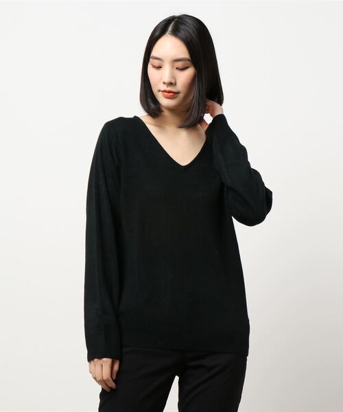 KOBE LETTUCE(コウベレタス)の「カシミヤタッチウォッシャブルニットトップス【L-LLサイズ】(ニット/セーター・レディース・ブラウン/パープル系その他/ブラック系その他/ベージュ系その他2/グリーン系その他/ベージュ系その他/グリーン系その他2/アイボリー/パープル系その他2/ブラウン系その他/パープル系その他3/グリーン系その他3/ブラウン系その他2/ブラック系その他2/ブラック/ホワイト系その他/ホワイト系その他2/グレイッシュベージュ・L/LL/TL/BLL/TLL/BL)」の4枚目の写真