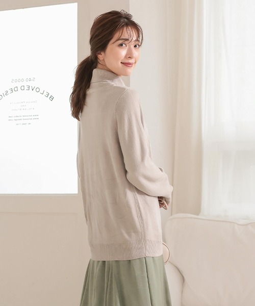 KOBE LETTUCE(コウベレタス)の「カシミヤタッチウォッシャブルニットトップス【L-LLサイズ】(ニット/セーター・レディース・ブラウン/パープル系その他/ブラック系その他/ベージュ系その他2/グリーン系その他/ベージュ系その他/グリーン系その他2/アイボリー/パープル系その他2/ブラウン系その他/パープル系その他3/グリーン系その他3/ブラウン系その他2/ブラック系その他2/ブラック/ホワイト系その他/ホワイト系その他2/グレイッシュベージュ・L/LL/TL/BLL/TLL/BL)」の10枚目の写真