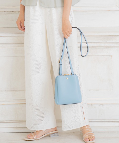 BASE（ベース）の「ミニショルダーバッグ ミニバッグ（ショルダーバッグ・レディース・ブラック/ベージュ/ブルー/アイボリー/イエロー/グレー/グリーン/ボルドー/ライトブルー/マスタード/ダークグレー/ブラウン・FREE）」の9枚目の写真