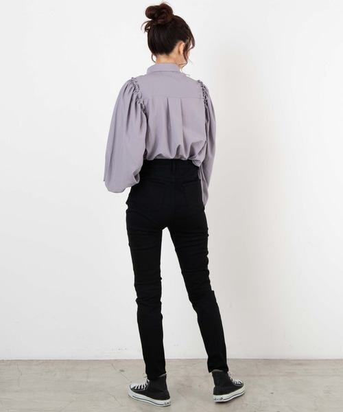 WEGO(ウィゴー)の「WEGO/ギャザースリーブブラウス(シャツ/ブラウス・レディース・ホワイト/ライトパープル・FREE)」の10枚目の写真