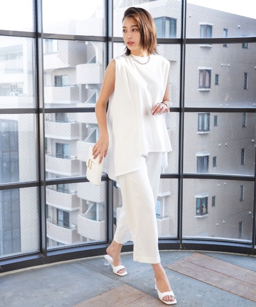 VIVIAN（ヴィヴィアン）の「スクエアトゥクリアヒールミュールサンダル（サンダル・レディース・ダークブラウン/ブラック/ホワイト・L/S/M/LL）」の15枚目の写真